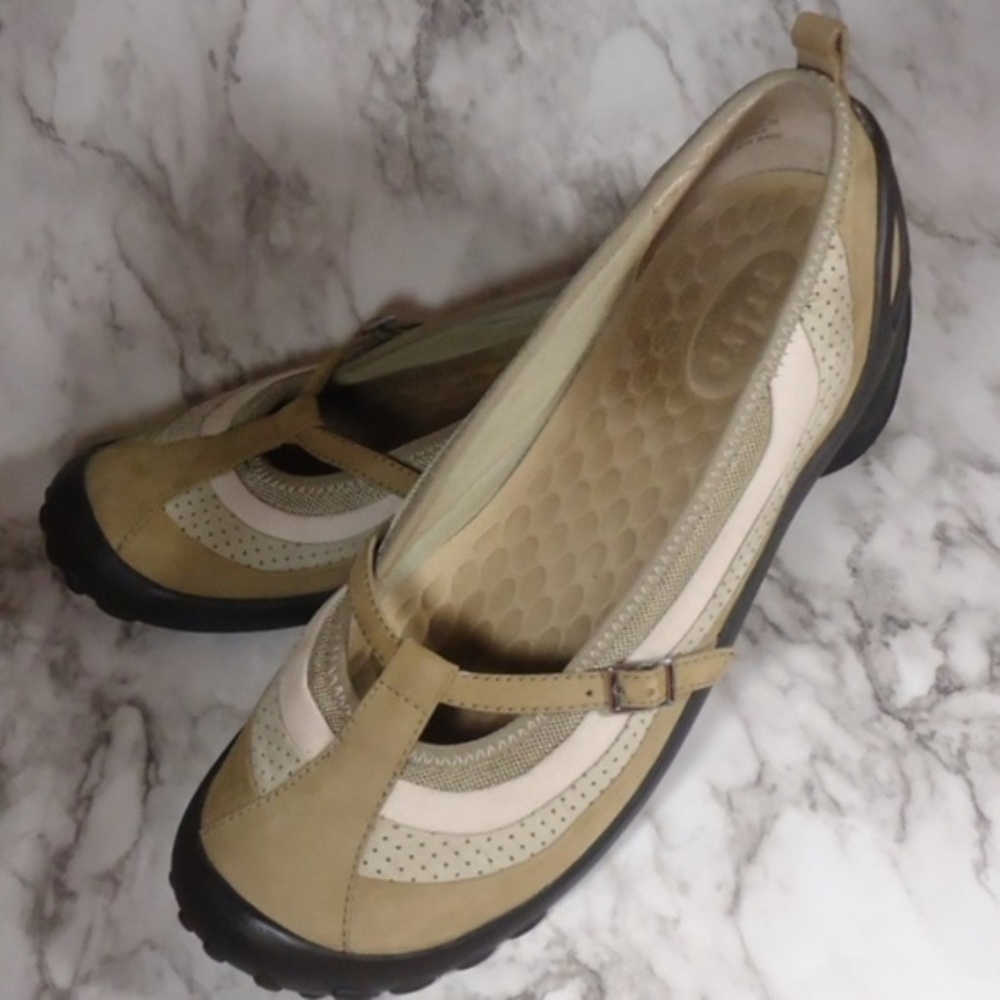 Privo by Clarks Kosmo Slip On Flats 11M